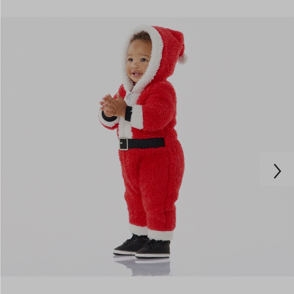 Pottery barn Santa outfit 0-6 months brand new never used